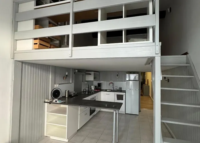 Au Pied Des Halles - 46M2 En Centre Ville - 1 Chambre Et 1 Mezzanine - Tout Confort