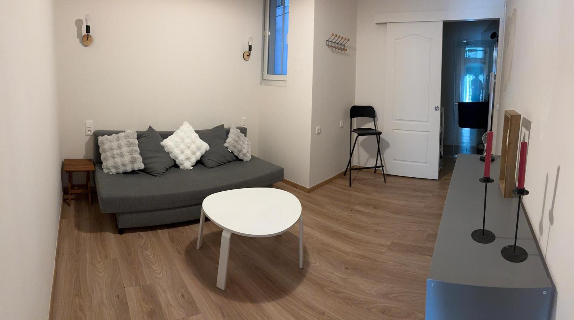Appartement Au Pied Des Halles - 46m2 En Centre - 1 Et 1 Mezzanine - Confort